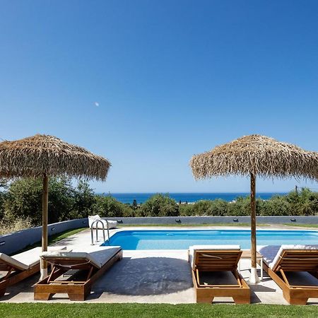 אדליאנוס קומפוס Gramvella Resort מראה חיצוני תמונה