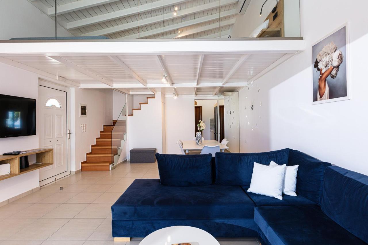 אדליאנוס קומפוס Gramvella Resort מראה חיצוני תמונה