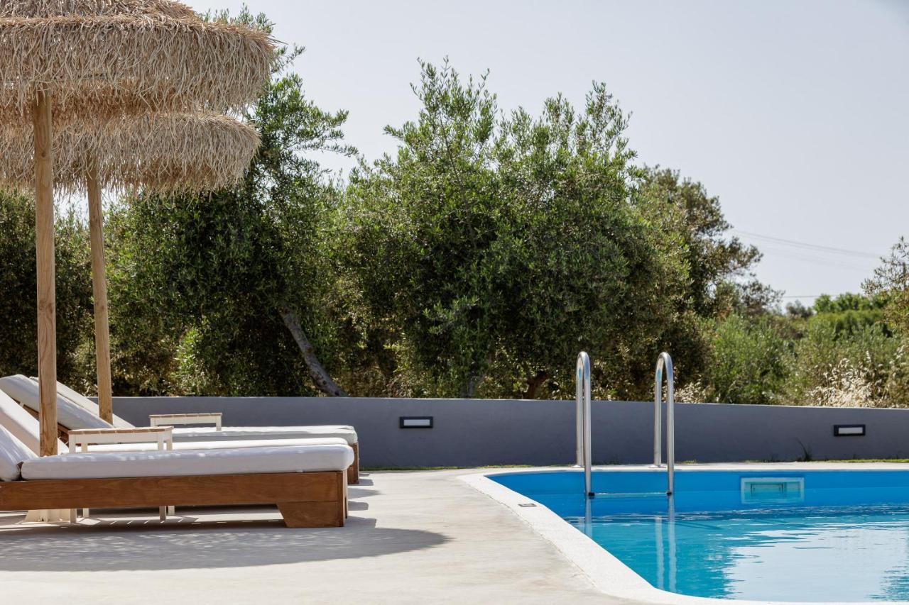 אדליאנוס קומפוס Gramvella Resort מראה חיצוני תמונה