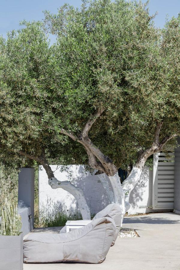 אדליאנוס קומפוס Gramvella Resort מראה חיצוני תמונה